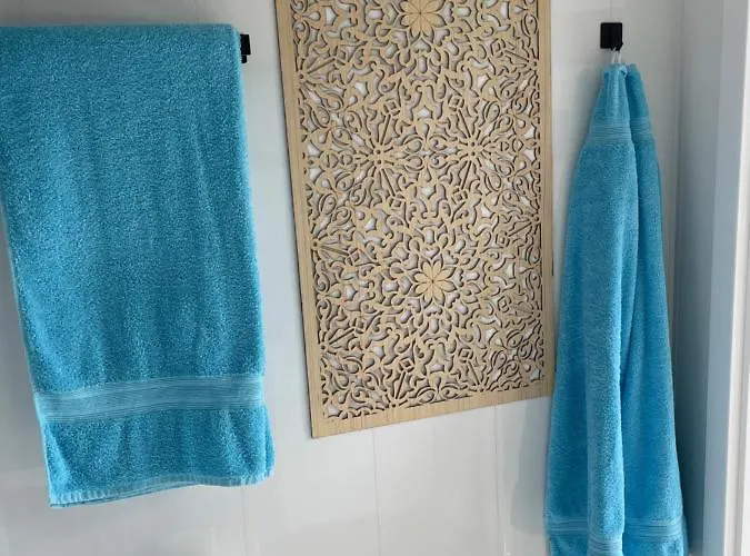 Tiny-house Mit Alpen- Stadt- Und Poolblick , Wlan *