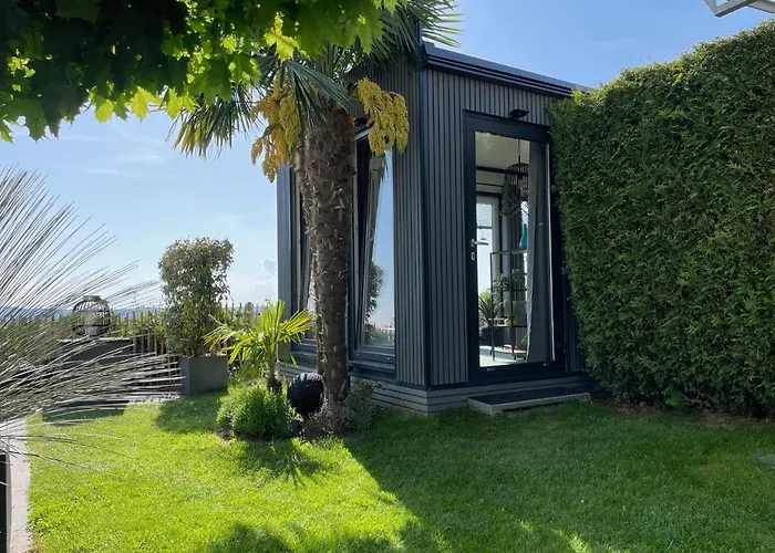 Tiny-house Mit Alpen- Stadt- Und Poolblick , Wlan *