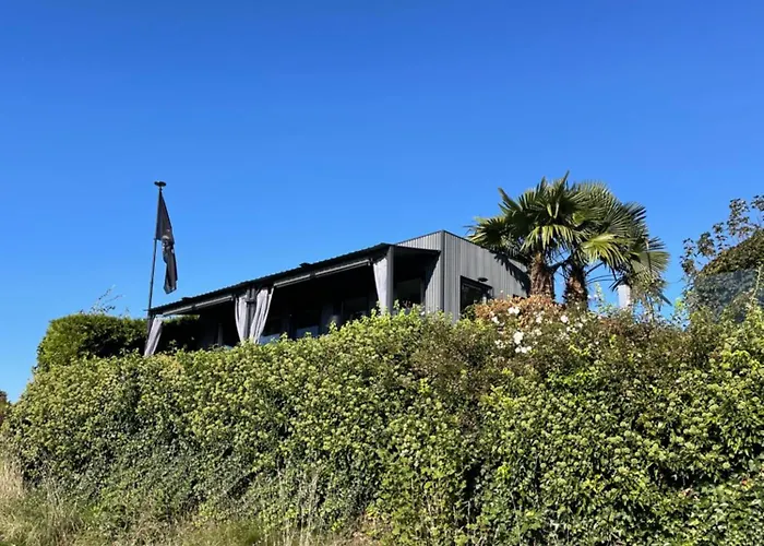 Tiny-house Mit Alpen- Stadt- Und Poolblick , Wlan 別荘