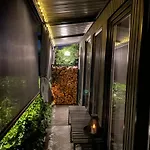 Tiny-house Mit Alpen- Stadt- Und Poolblick , Wlan Passau