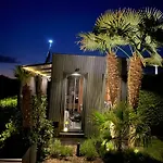 Tiny-house Mit Alpen- Stadt- Und Poolblick , Wlan Holiday home *