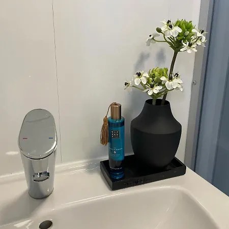 Tiny-house Mit Alpen- Stadt- Und Poolblick , Wlan Passau