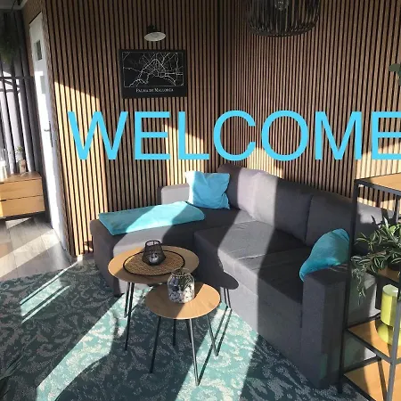 Tiny-house Mit Alpen- Stadt- Und Poolblick , Wlan