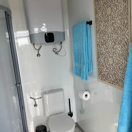 Casa de Férias Tiny-house Mit Alpen- Stadt- Und Poolblick , Wlan *