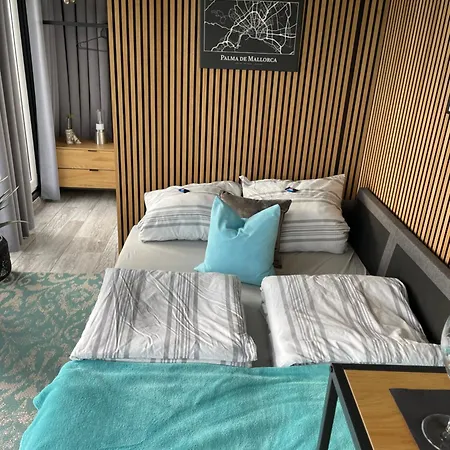 Holiday home Tiny-house Mit Alpen- Stadt- Und Poolblick , Wlan *